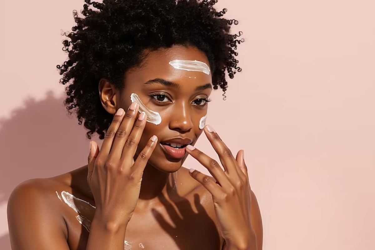 Redizajnirana krema za sunčanje ima za cilj da definitivno stane na put belim tragovima na koži