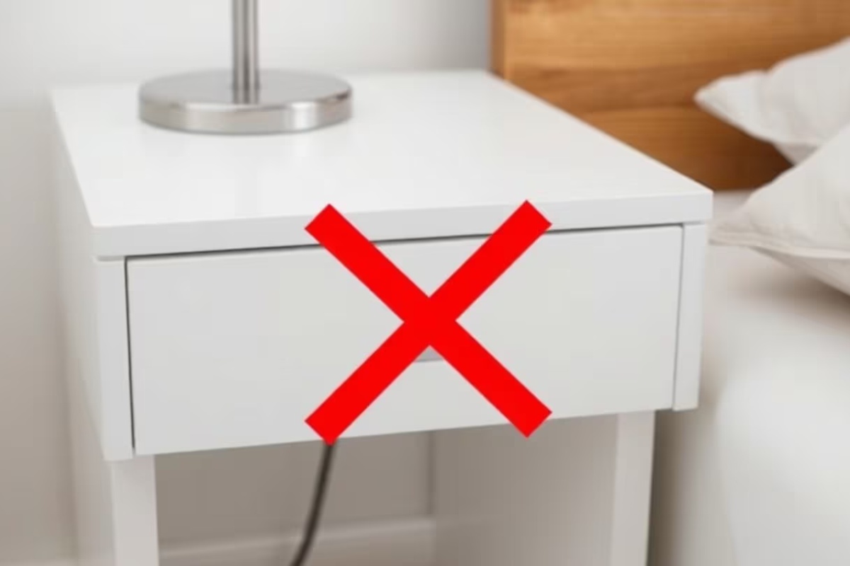 Zbogom tradicionalnom noćnom ormariću: najnoviji elegantan i praktičan trend za 2026. godinu