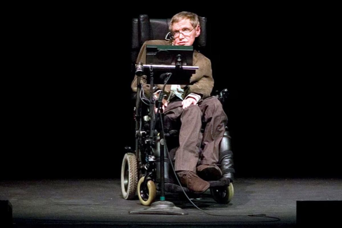 Stiven Hoking: „Otkrio sam da u sadašnjosti uživam u životu više nego ikada ranije“