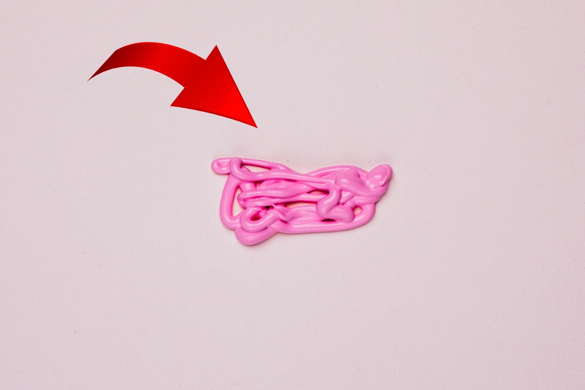 Iznajmio sam stan i otkrio zalepljene žvake na zidovima i podu: ovako sam ih uklonio bez trošenja ijednog evra