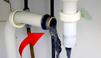 Život u stanu čini zagušenja cevi češćim: evo šta kaže vodoinstalater