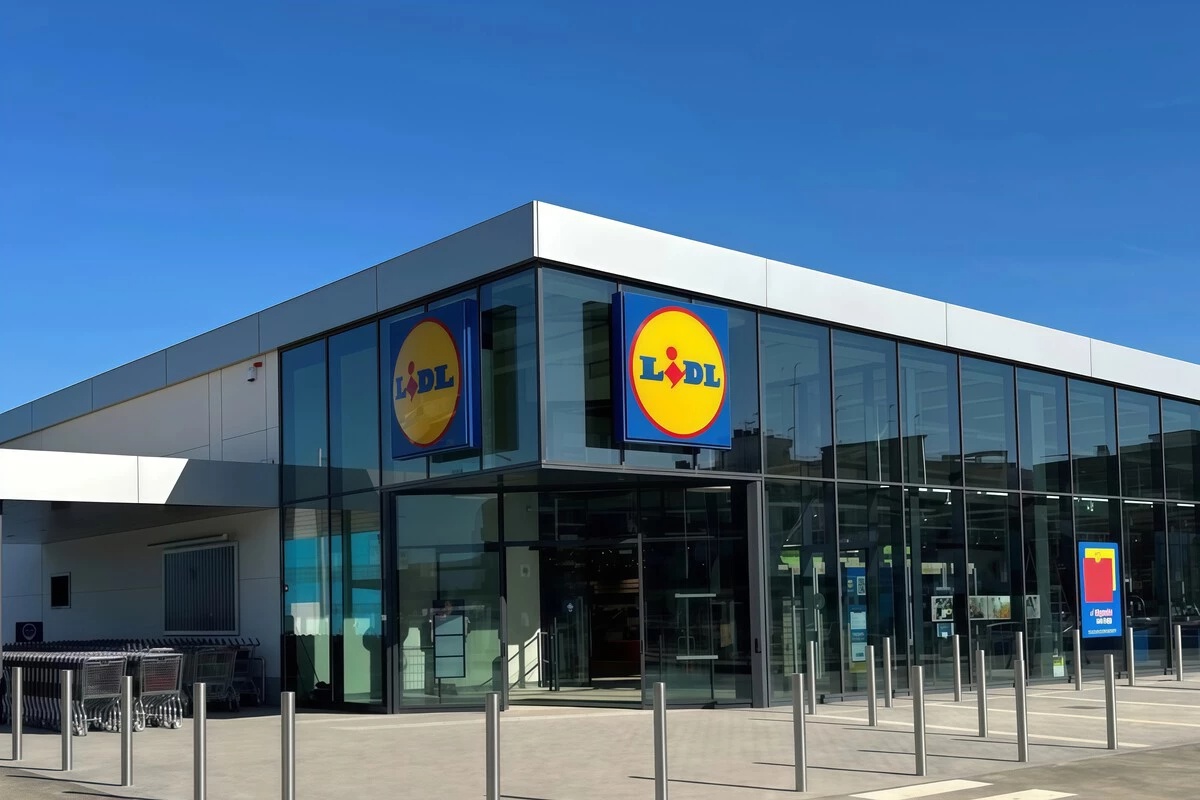 Sutra, u ponedeljak 16. februara, u Lidl stiže sportska jakna po neverovatno niskoj ceni koju ćemo najviše koristiti pre kraja zime