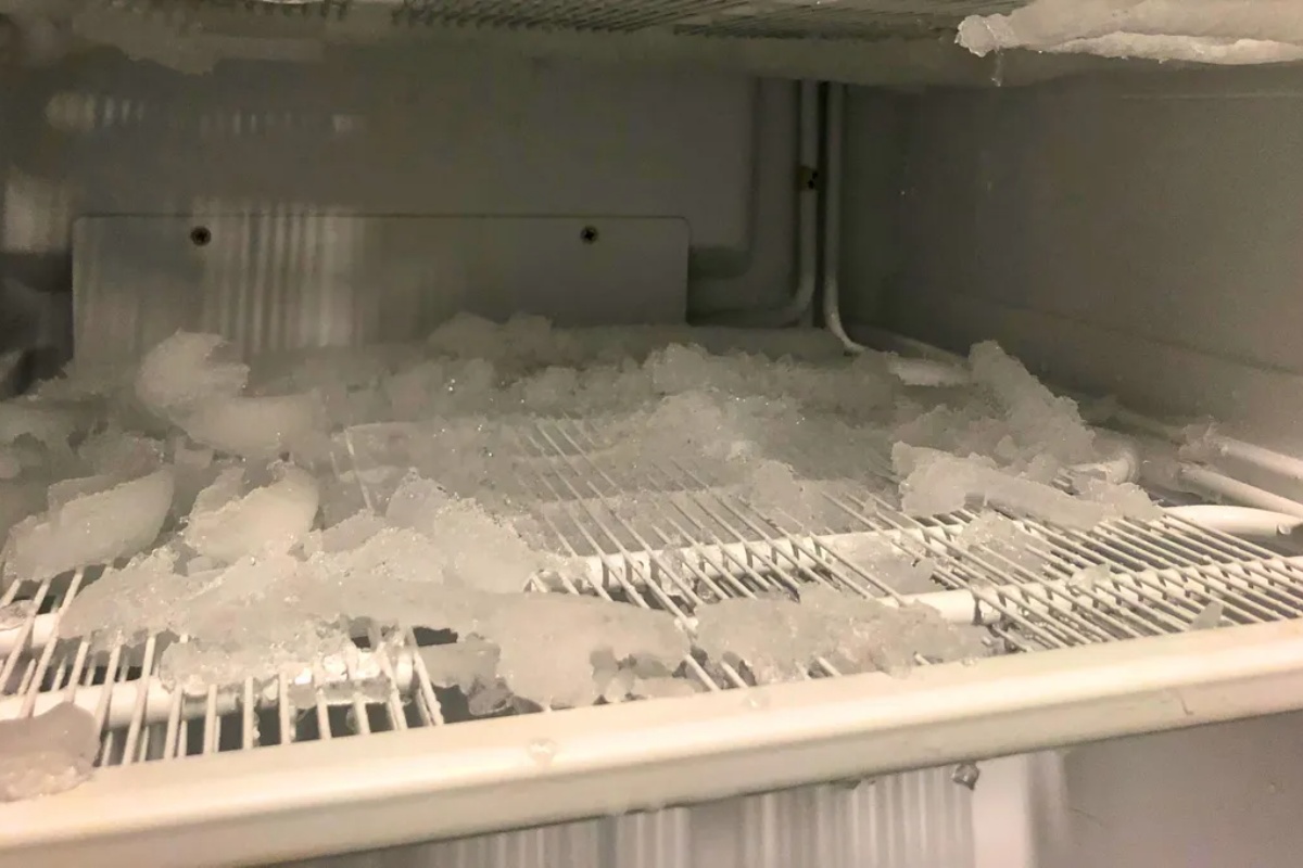 Domaći trik: šta uraditi ako zamrzivač ne zamrzava?