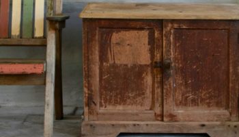 Domaći trik za obnavljanje starog, suvog i beživotnog drvenog nameštaja