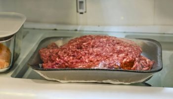 Trik za čuvanje mlevenog mesa u zamrzivaču: ne zauzima prostor i omogućava više obroka
