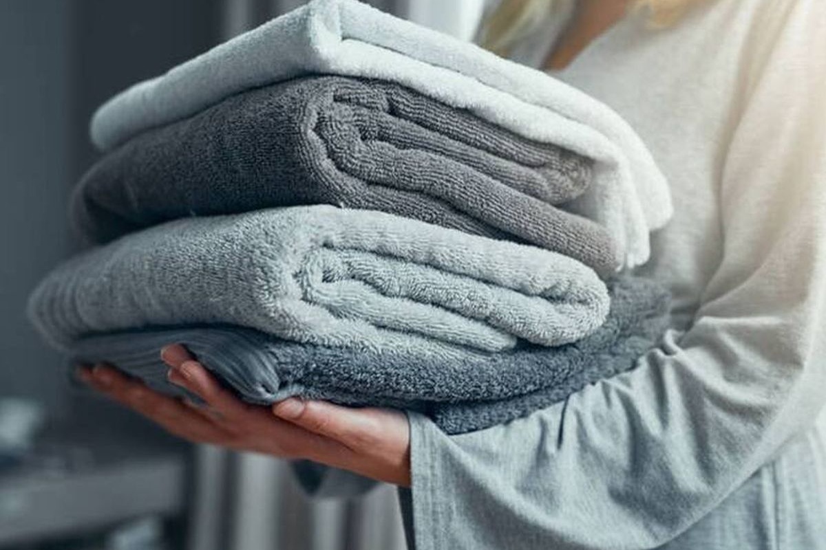 Dijego Fernandez, hemijski inženjer: "Ako vaši peškiri mirišu na vlagu iako ih perete, isprobajte ovaj domaći antibakterijski osveživač"