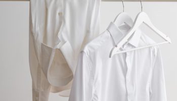 Ni soda bikarbona ni sirće: Kašika u veš mašini koja je uspeh za izbeljivanje odeće