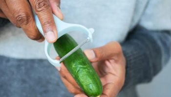 Srećnik koji kod kuće ima kore od krastavca, u rukama drži pravo blago: zašto i čemu one služe