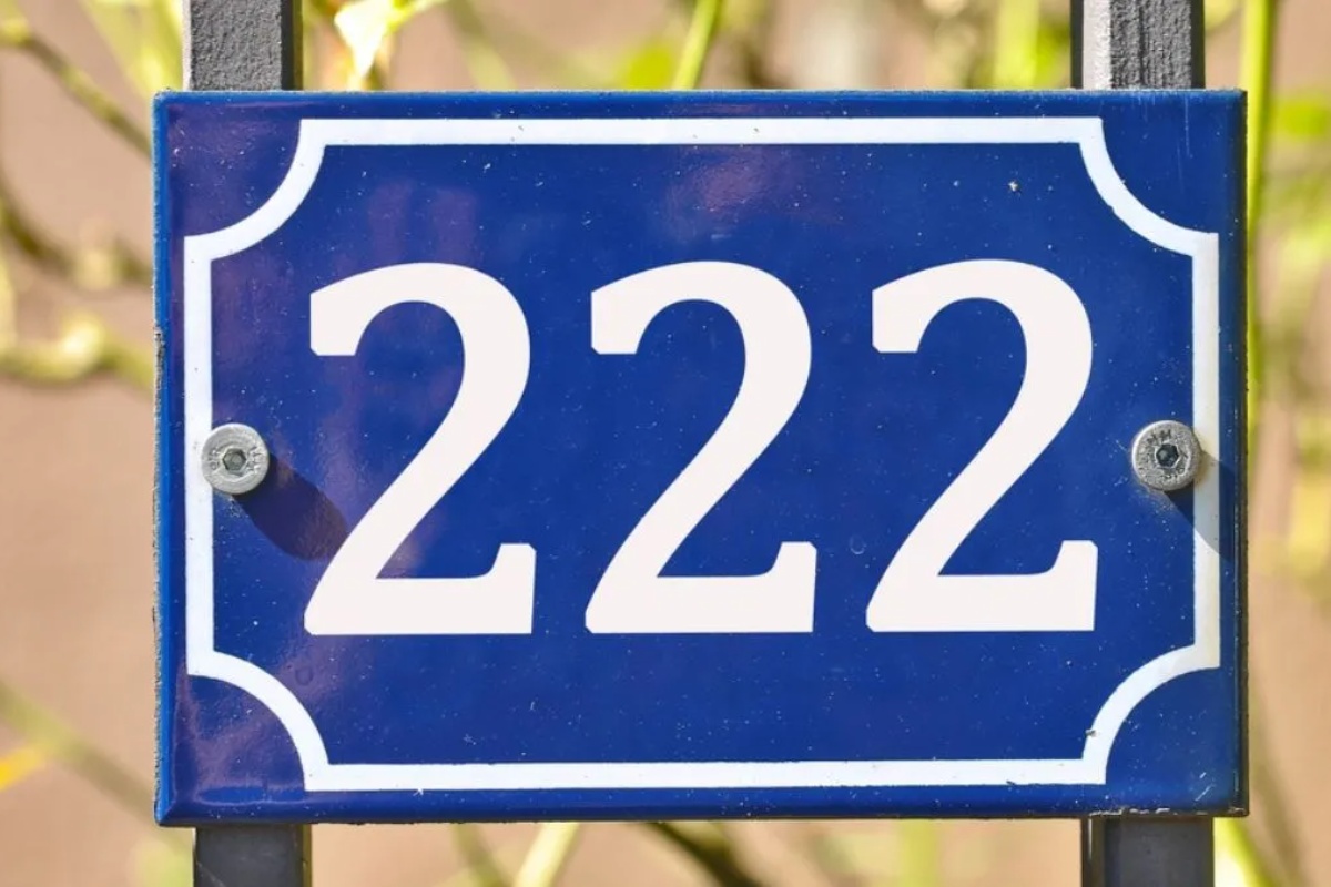 Portal 22/2: šta znači i koji je najbolji ritual za privlačenje novca i ljubavi na ovaj magičan dan