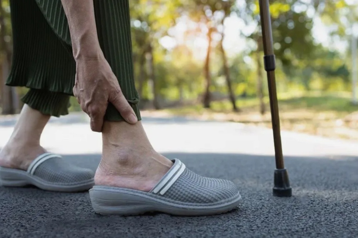 Ni tegovi, ni joga: idealna vežba za jačanje zglobova kod starijih osoba