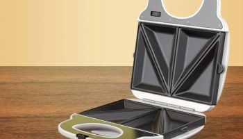 Kako očistiti toster za sendviče tako da na njemu ne ostane nimalo ostataka hrane