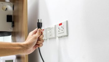 Pet uređaja koje treba da isključite iz struje kada odlazite od kuće