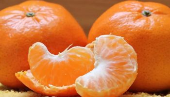 Kuvanje kora mandarine sa biberom i cimetom: čemu služi i zašto se preporučuje ova mešavina