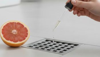 Stavite nekoliko kapi grejpfruta u slivnike: čemu služi i zašto se preporučuje