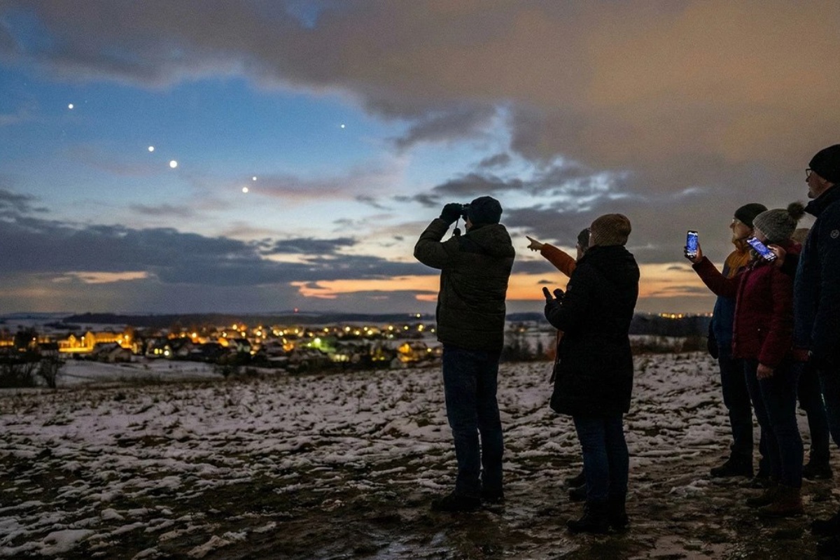 U nebu nad Srbijom moći će da se posmatra parada šest planeta