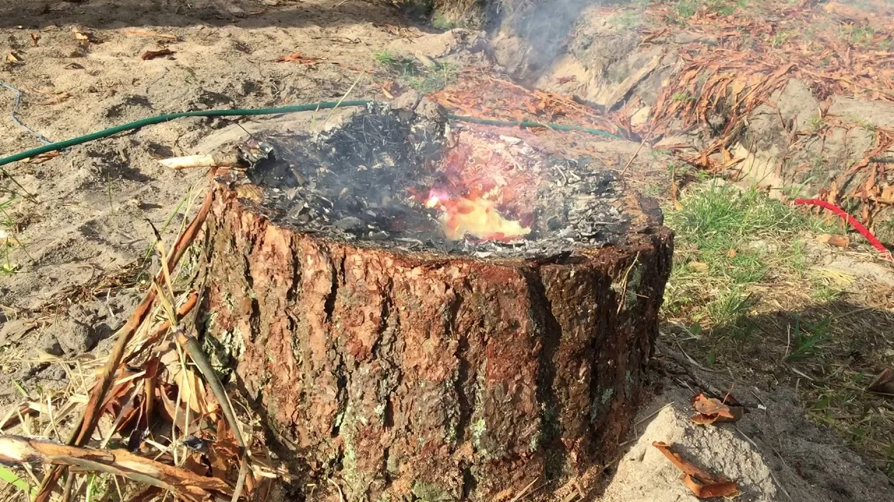 Ulijte ovo u prtljažnik i ono će se samo od sebe razgraditi. Ne treba kopati.