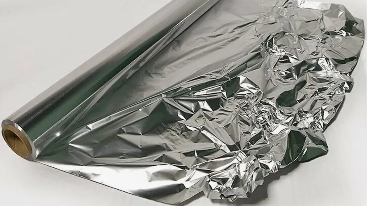 Trik s aluminijskom folijom u kvaci: za što je potrebna