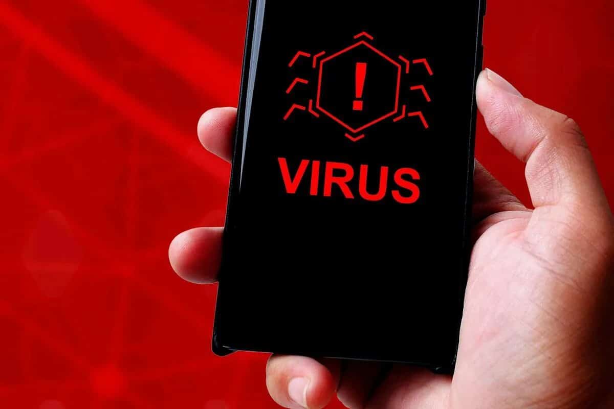 Pozor korisnici Android uređaja! Virus, koji je unaprijed instaliran na tisućama uređaja, omogućuje praćenje svega što radite na svom mobilnom telefonu.