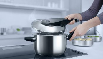 Tlakové hrnce sú prežitkom minulosti: teraz sú v móde multifunkčné elektrické tlakové hrnce.