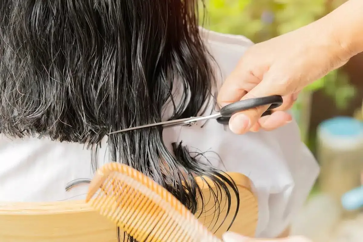 Lunarni kalendar: Ovo su najbolji dani u februaru za šišanje kose koji će pomoći vašoj kosi da raste zdravo. – image 1