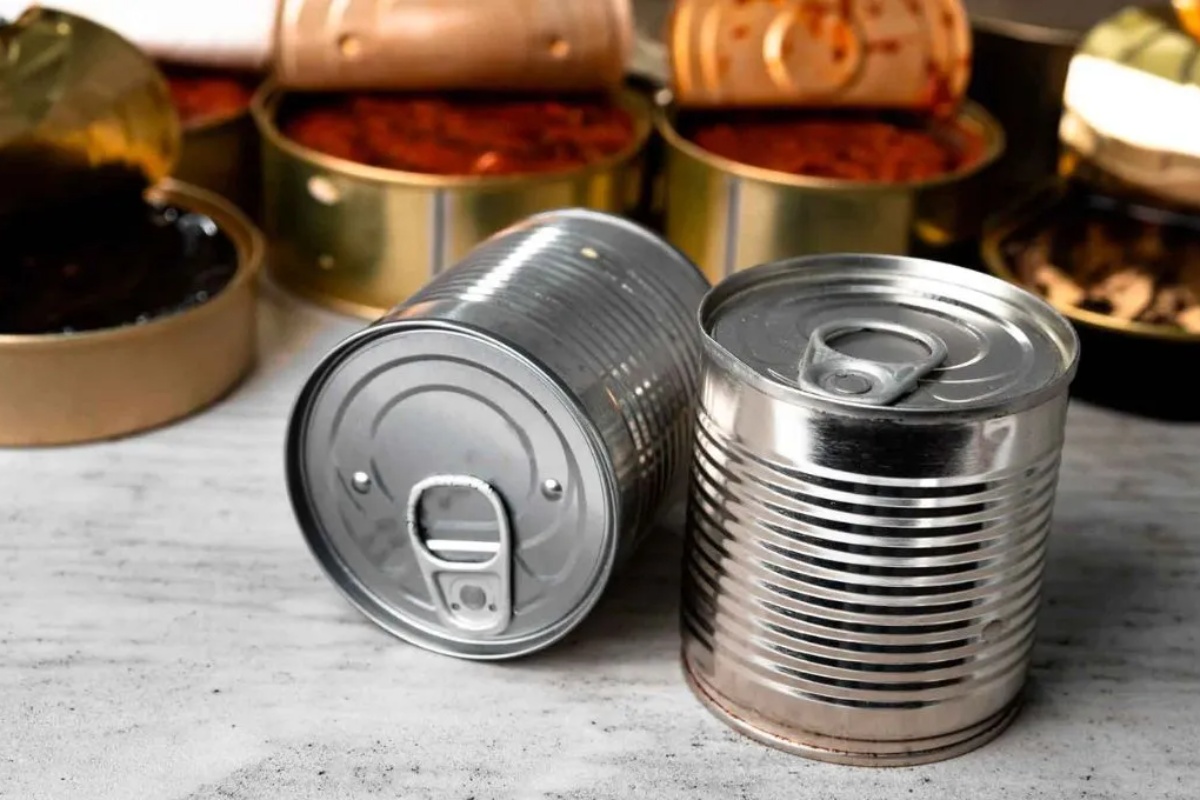 Ne bacajte konzerve i napravite od njih prelep držač za so i biber – image 1