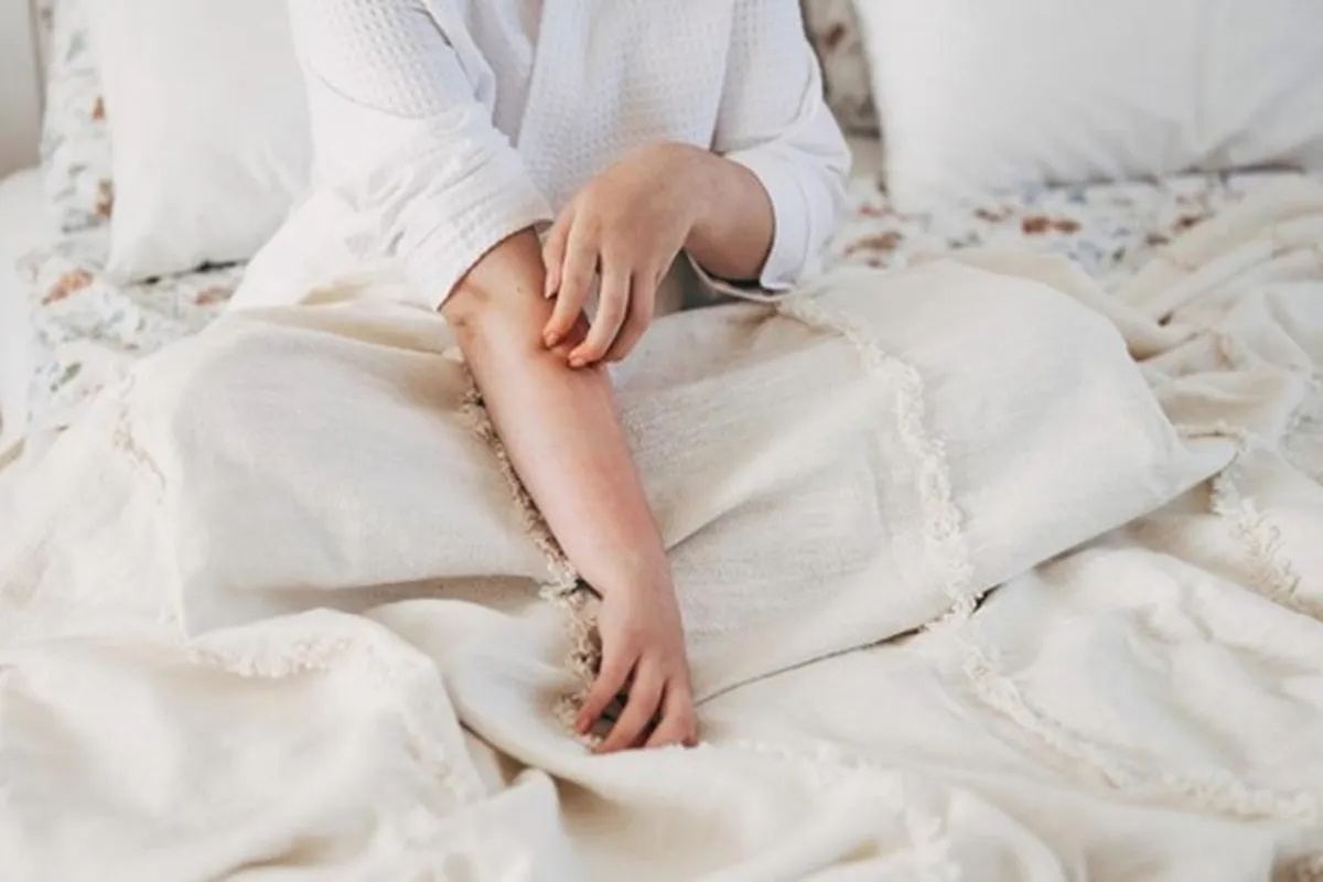 Kako oterati komarce pomoću kore pomorandže: domaći repelent koji zaista deluje – image 1