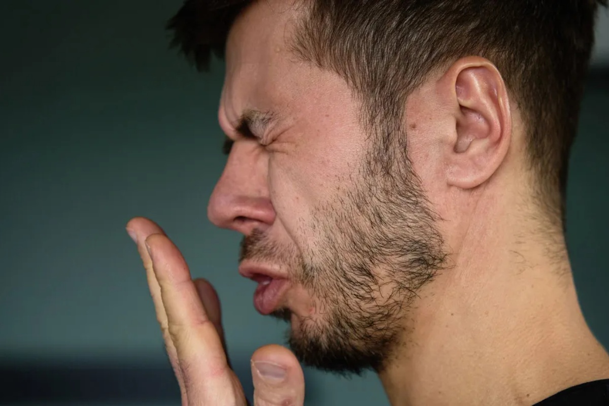 Kako ukloniti zadah od belog luka u sekundi: efikasan domaći trik – image 1