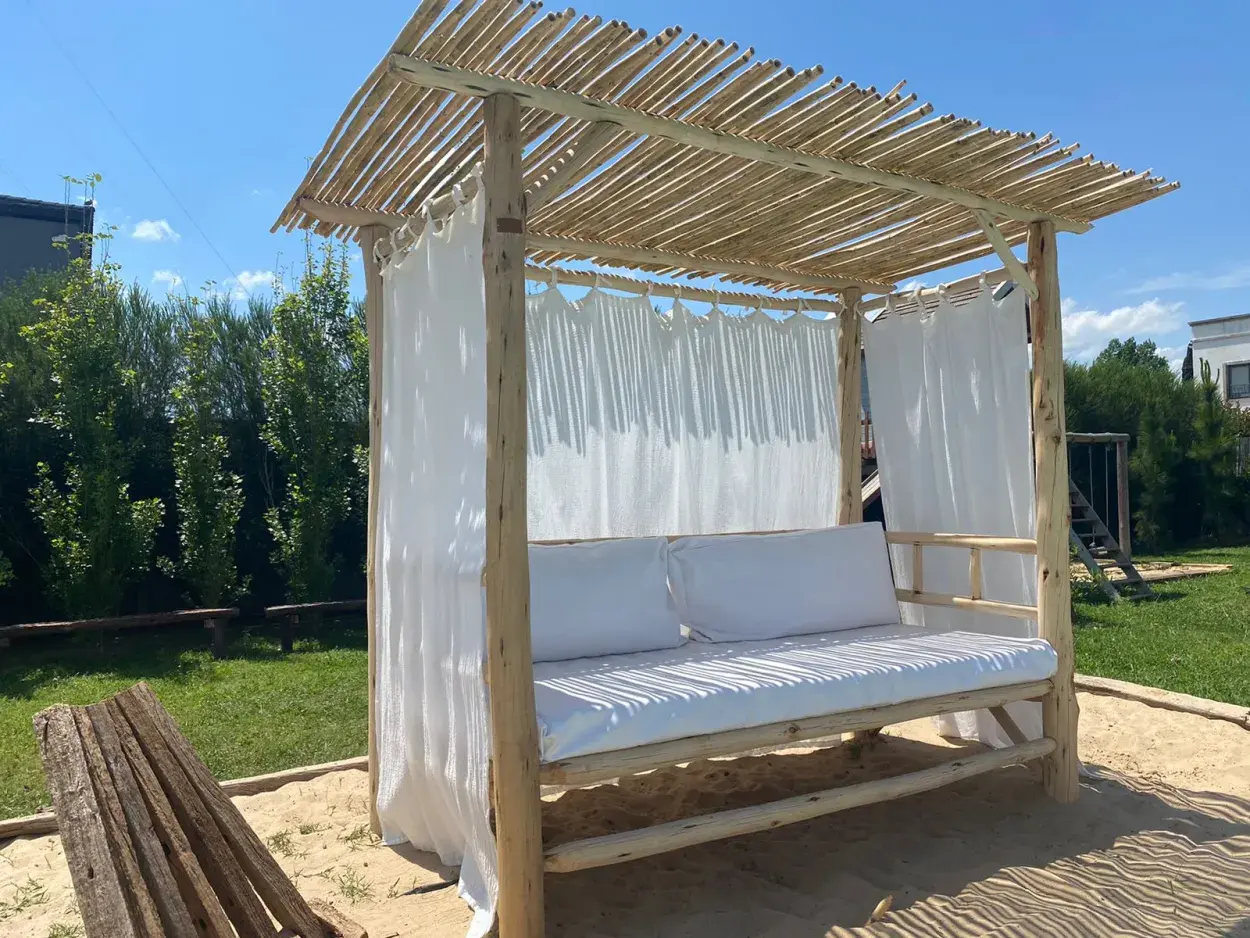 3 ideje kako da unesete toplinu u svoje dvorište, terasu ili baštu bez prevelikih troškova – image 1