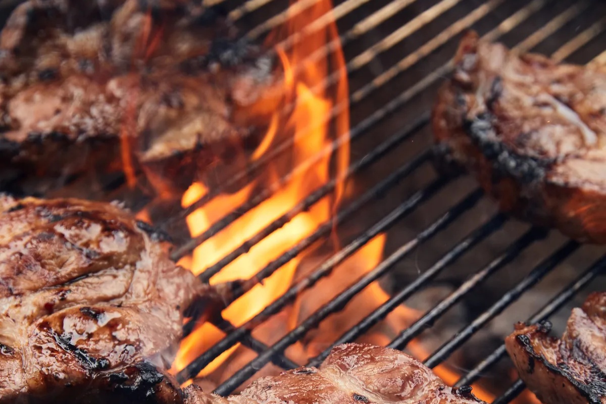 Mešanje meda sa piljevinom: zašto se preporučuje i koje su prednosti – image 1