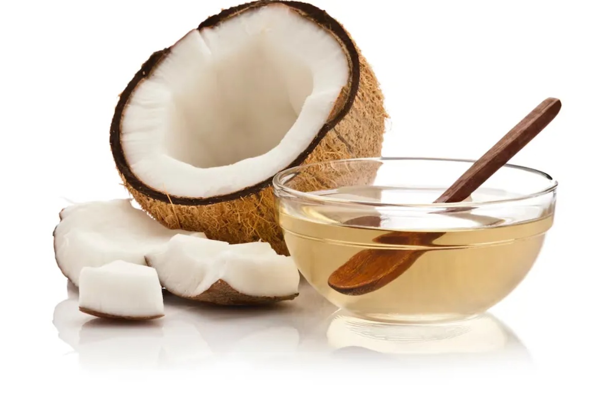 Kokosovo ulje i njegove izvanredne prednosti za negu tek urađenih tetovaža – image 1