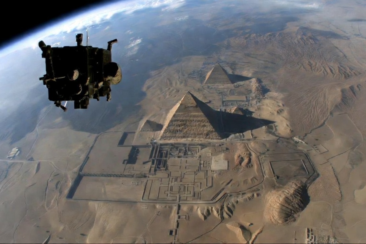 Satelit otkrio nepoznatu i ogromnu podzemnu strukturu zakopanu ispod piramida u Gizi – image 1