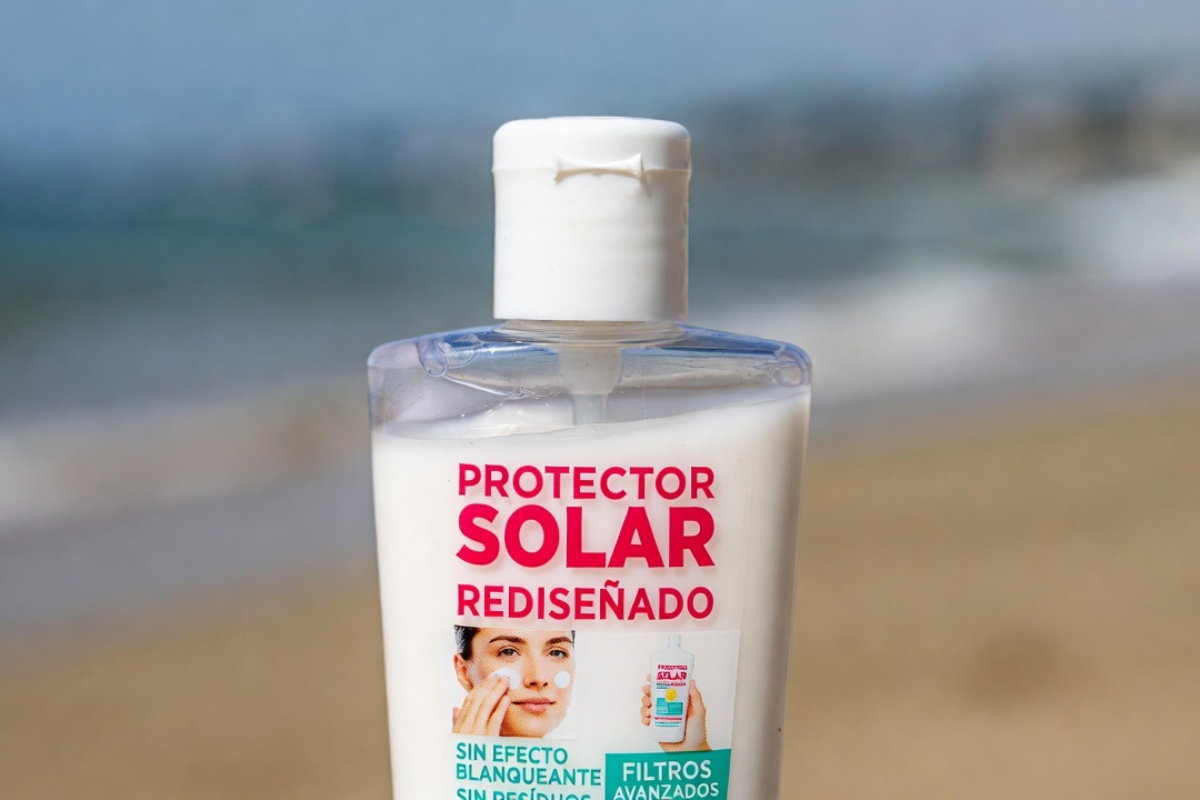 Redizajnirana krema za sunčanje ima za cilj da definitivno stane na put belim tragovima na koži – image 2