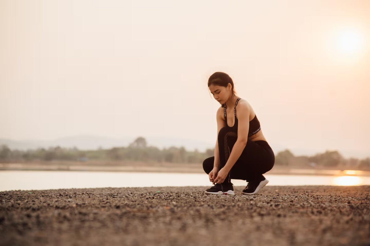 Bez teretane: 7 vežbi koje možete raditi na plaži tokom leta – image 2
