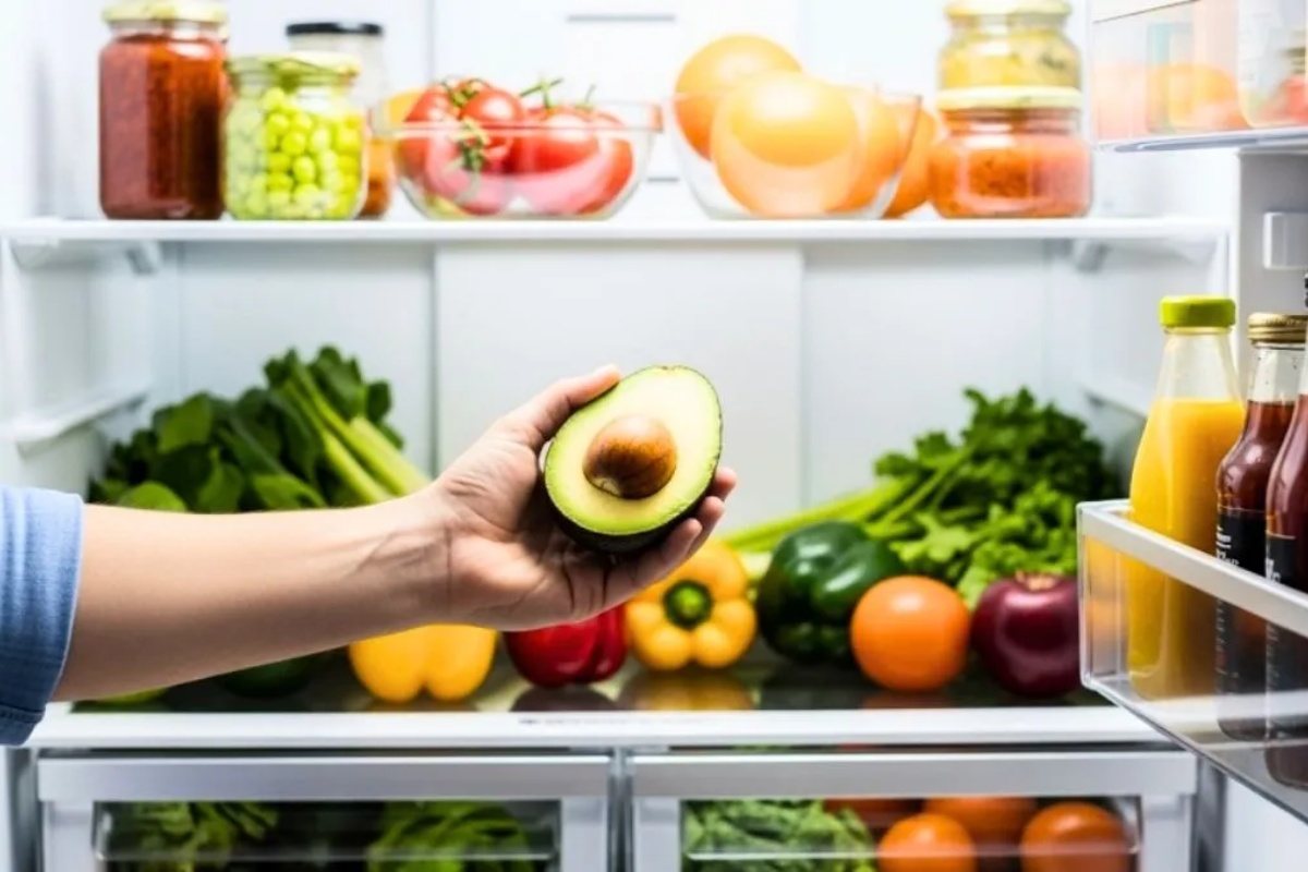 Ni ulje, ni limun: kako sačuvati tek isečen avokado danima u frižideru – image 2