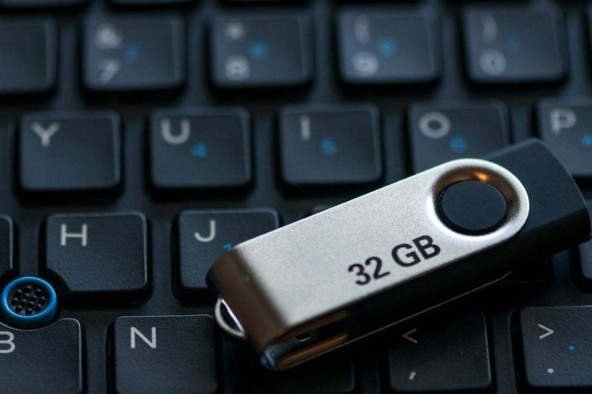 Ko ima USB fleš disk kod kuće, ima blago: zašto i čemu služi – image 2