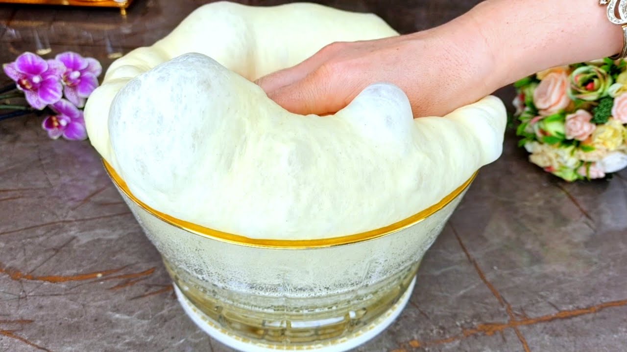 Miješanje brašna i octa: zašto se preporučuje i kako ga koristiti kod kuće.