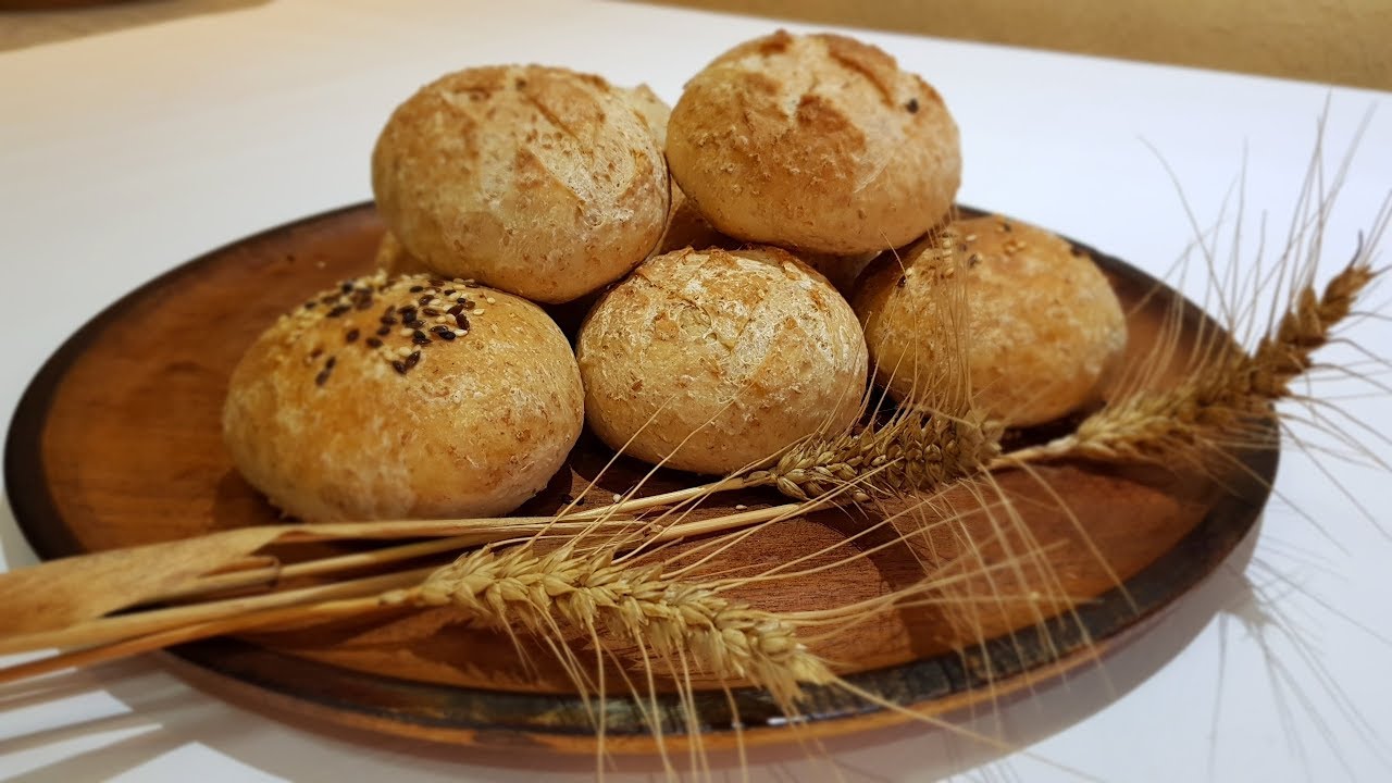 Nema potrebe za pećnicom: kako napraviti najpahuljastije kruhove od cjelovitog zrna pšenice - vrlo jednostavno i jeftino.