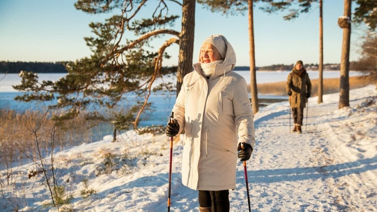 Hodanje je korisno i nakon 60 godina, ali stručnjaci preporučuju redovito bavljenje tom tjelesnom aktivnošću.