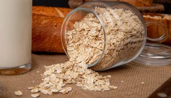 Tí, ktorí sa vyhnú týmto 4 chybám spojeným s ovsenými vločkami, ľahšie schudnú.