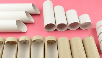 Reciclare: Păstrați tuburile de carton de la hârtia igienică și transformați-le într-un cadou minunat de Ziua Îndrăgostiților.