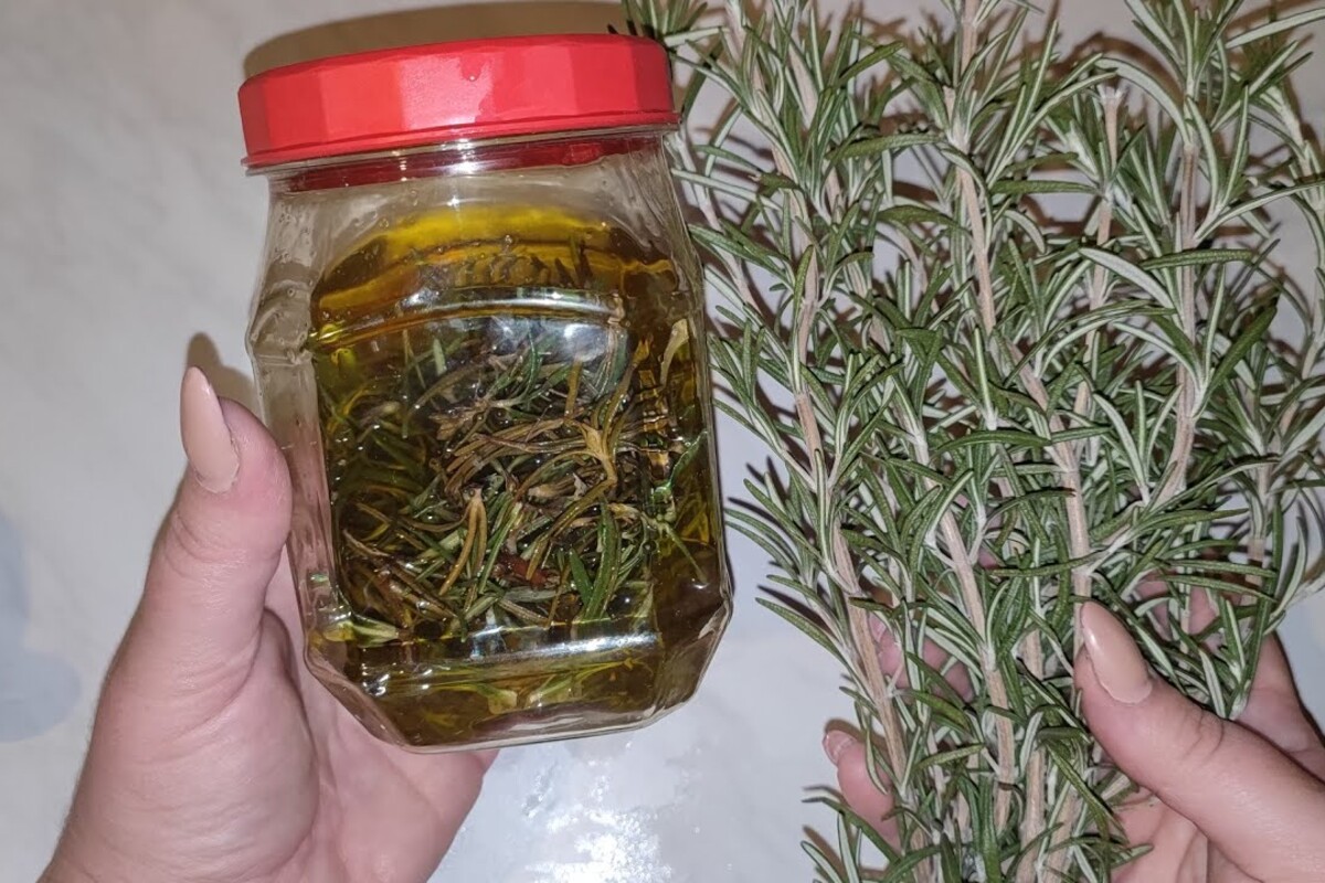 Domaći sprej od ruzmarina i sirćeta