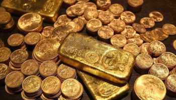 Ontdekking van de eeuw | Munten en goudstaven opgegraven in een akker, afkomstig uit één enkel land