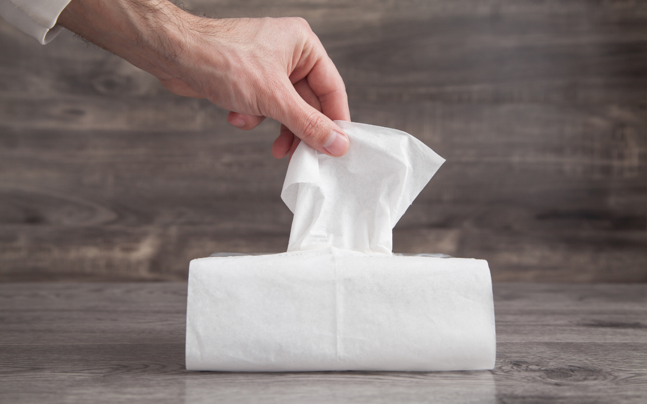 Hyvästi paperipyyhkeet: uudelleenkäytettävät vaihtoehdot ovat kasvattamassa suosiotaan Suomessa.