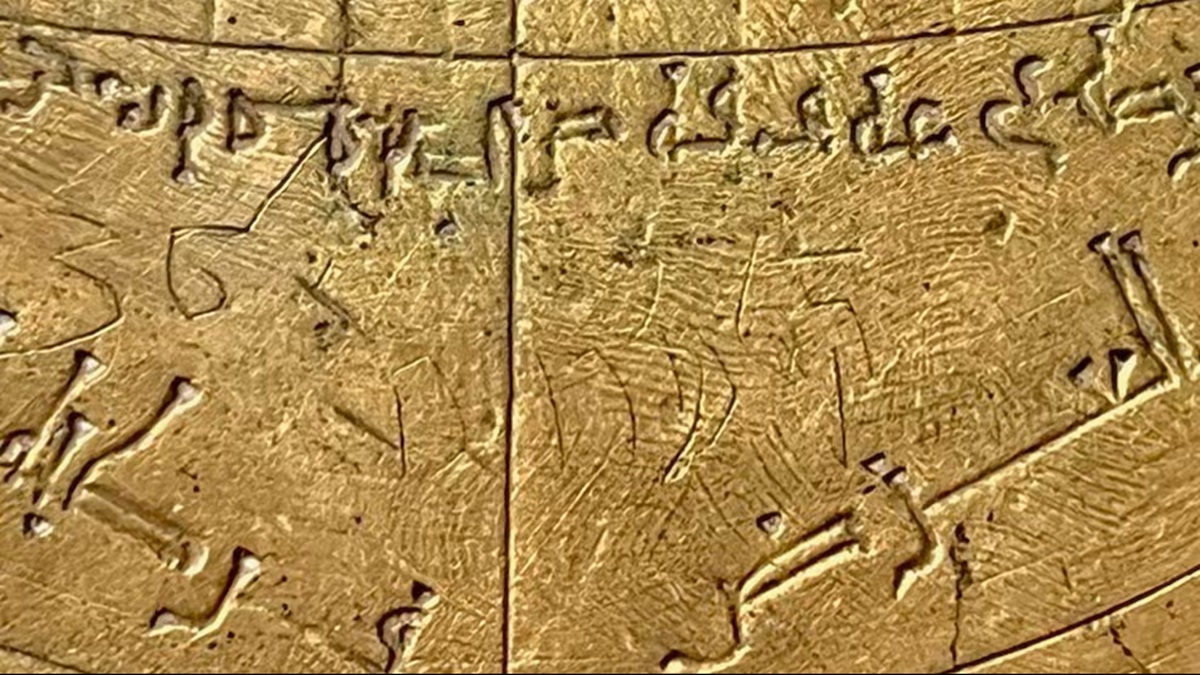 Ongekende vondst: middeleeuwse ‘smartphone’ gevonden die handel tussen beschavingen vergemakkelijkte